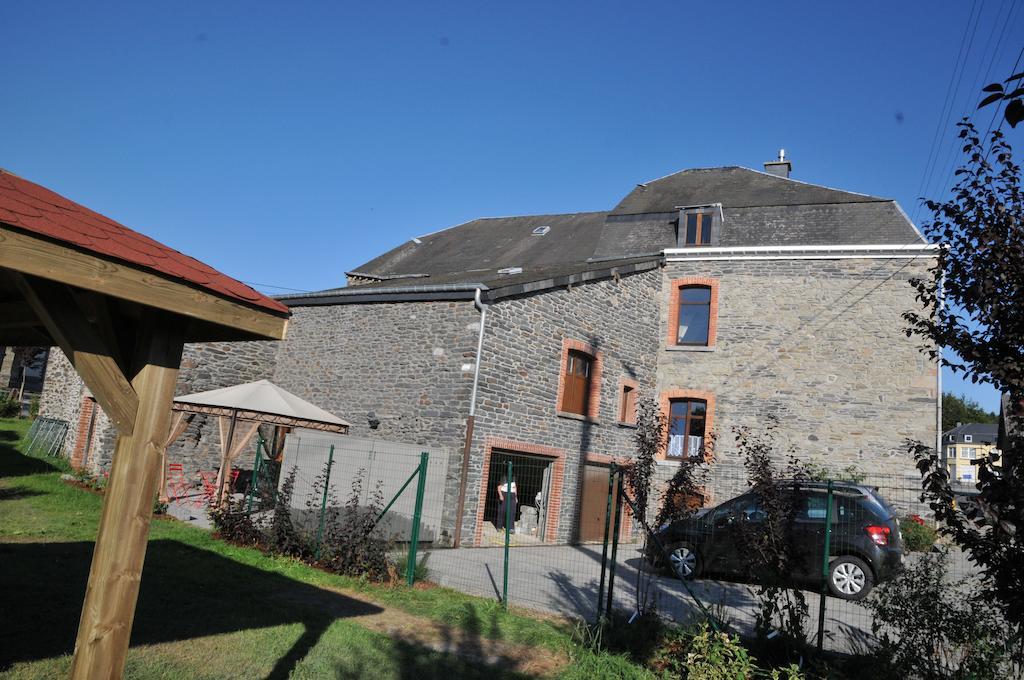 Gite Stone Lodge Bourcy Eksteriør bilde