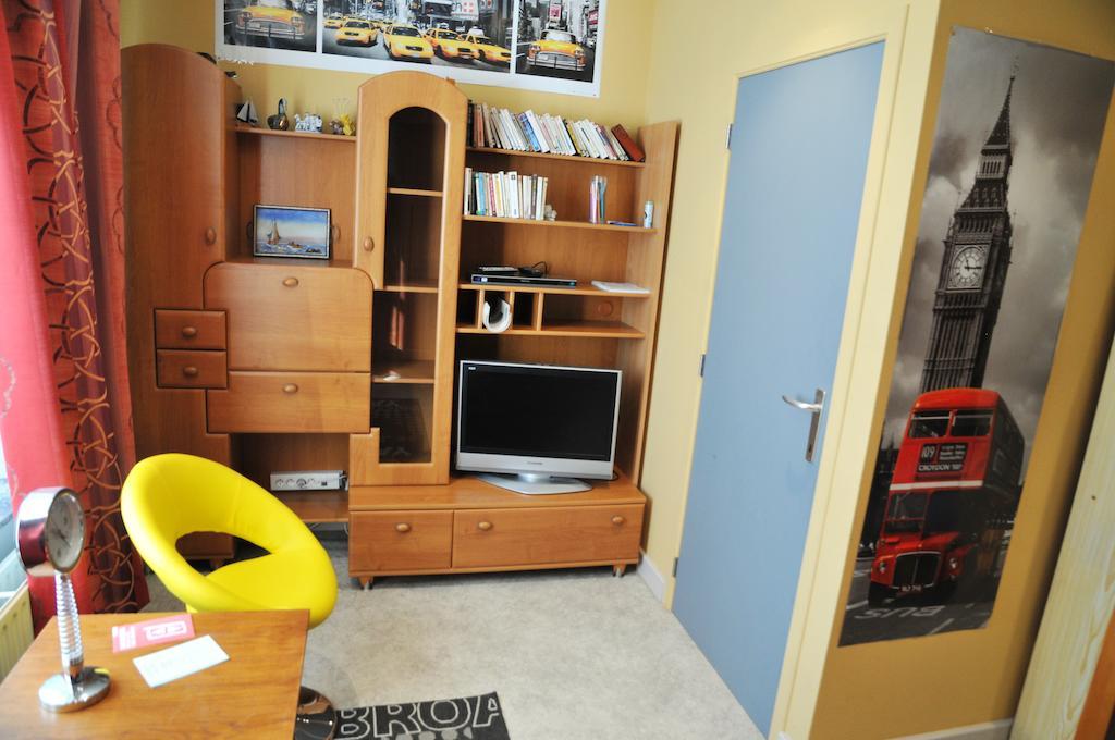 Gite Stone Lodge Bourcy Eksteriør bilde