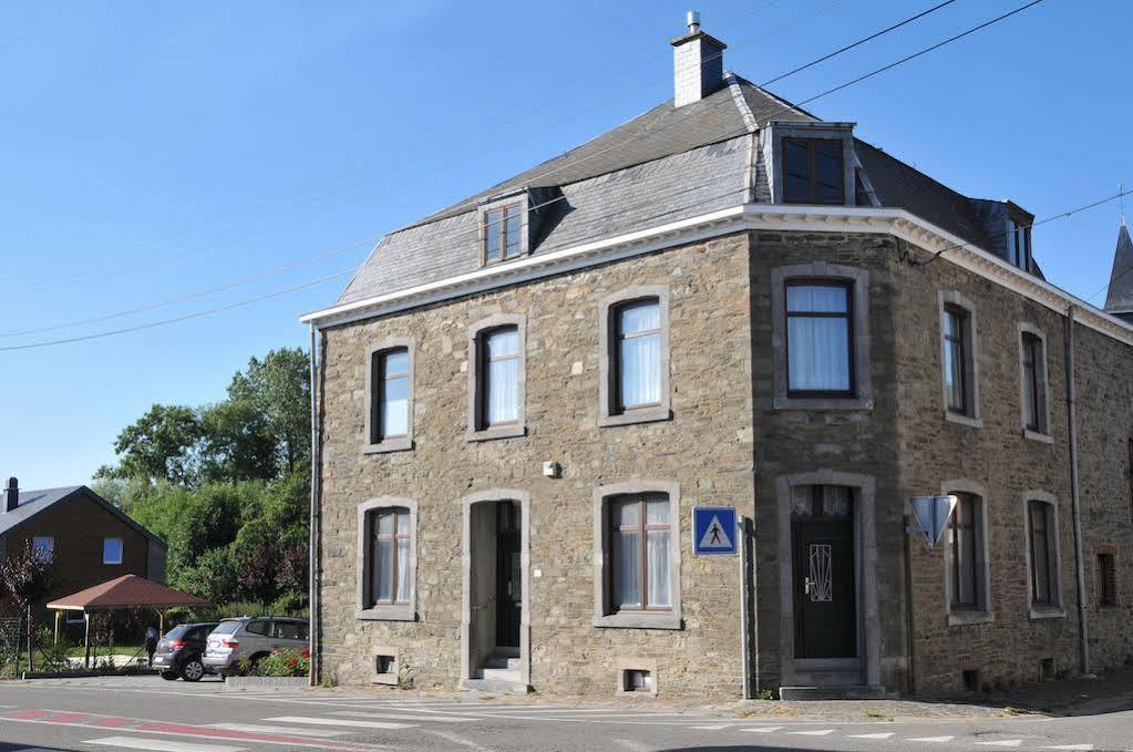 Gite Stone Lodge Bourcy Eksteriør bilde